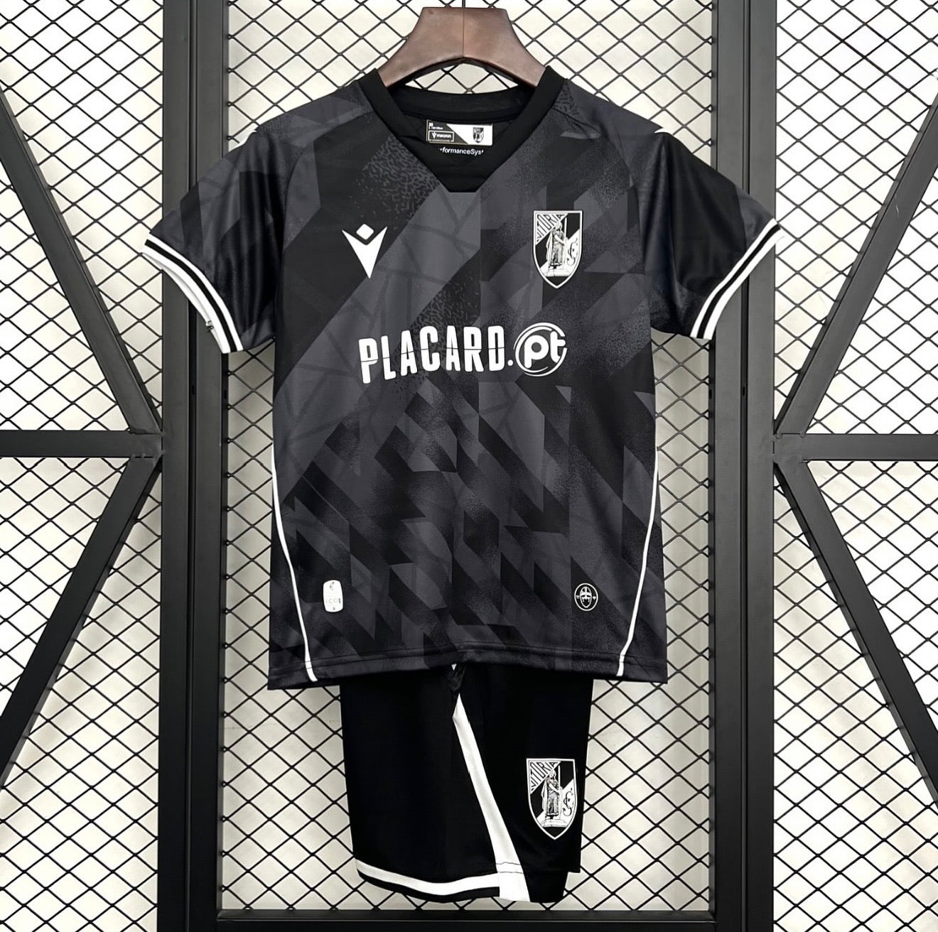 Conjunto de Criança Principal 25/26 - Vitória de Guimarães 🇵🇹