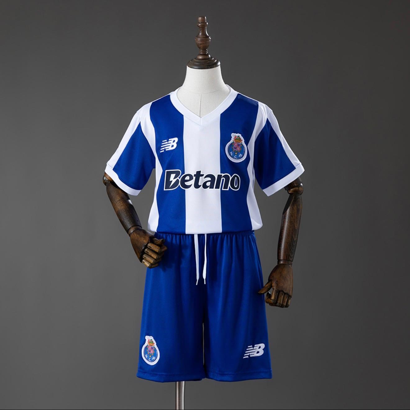 Conjunto de Criança 26/27 - Porto