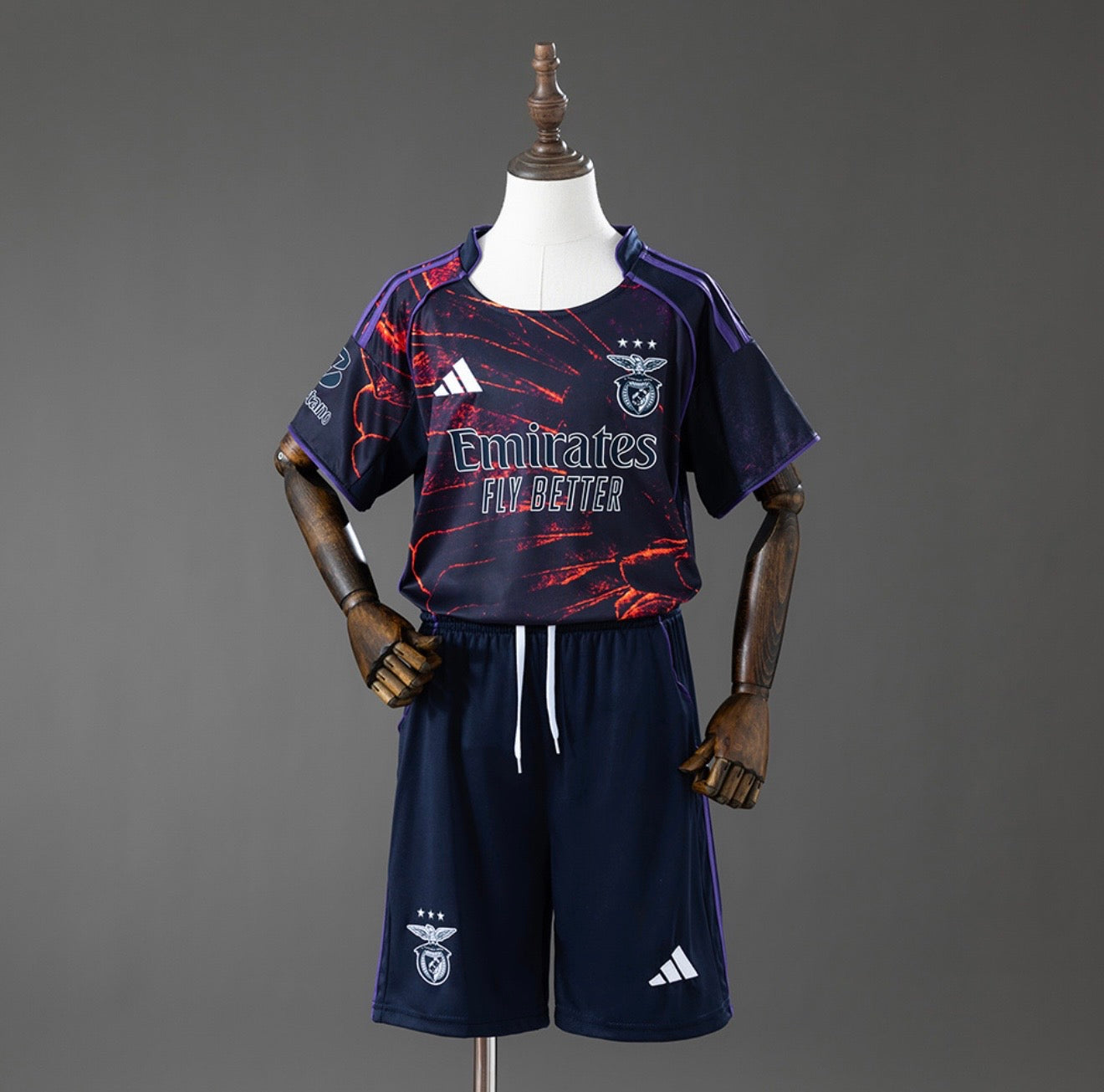 Conjunto de Criança 2026 - Benfica 🇵🇹