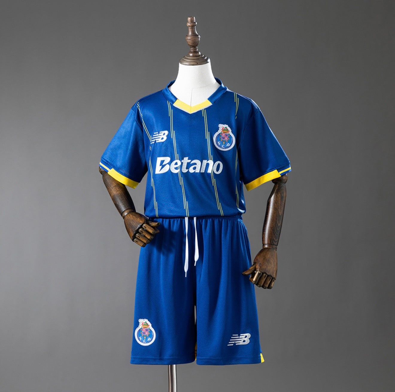 Conjunto de Criança 25/26 - Porto 🇵🇹