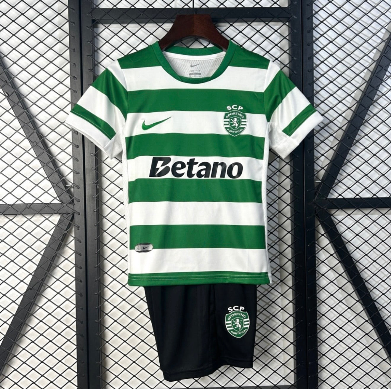 Conjunto de Criança Principal 25/26 - Sporting 🇵🇹