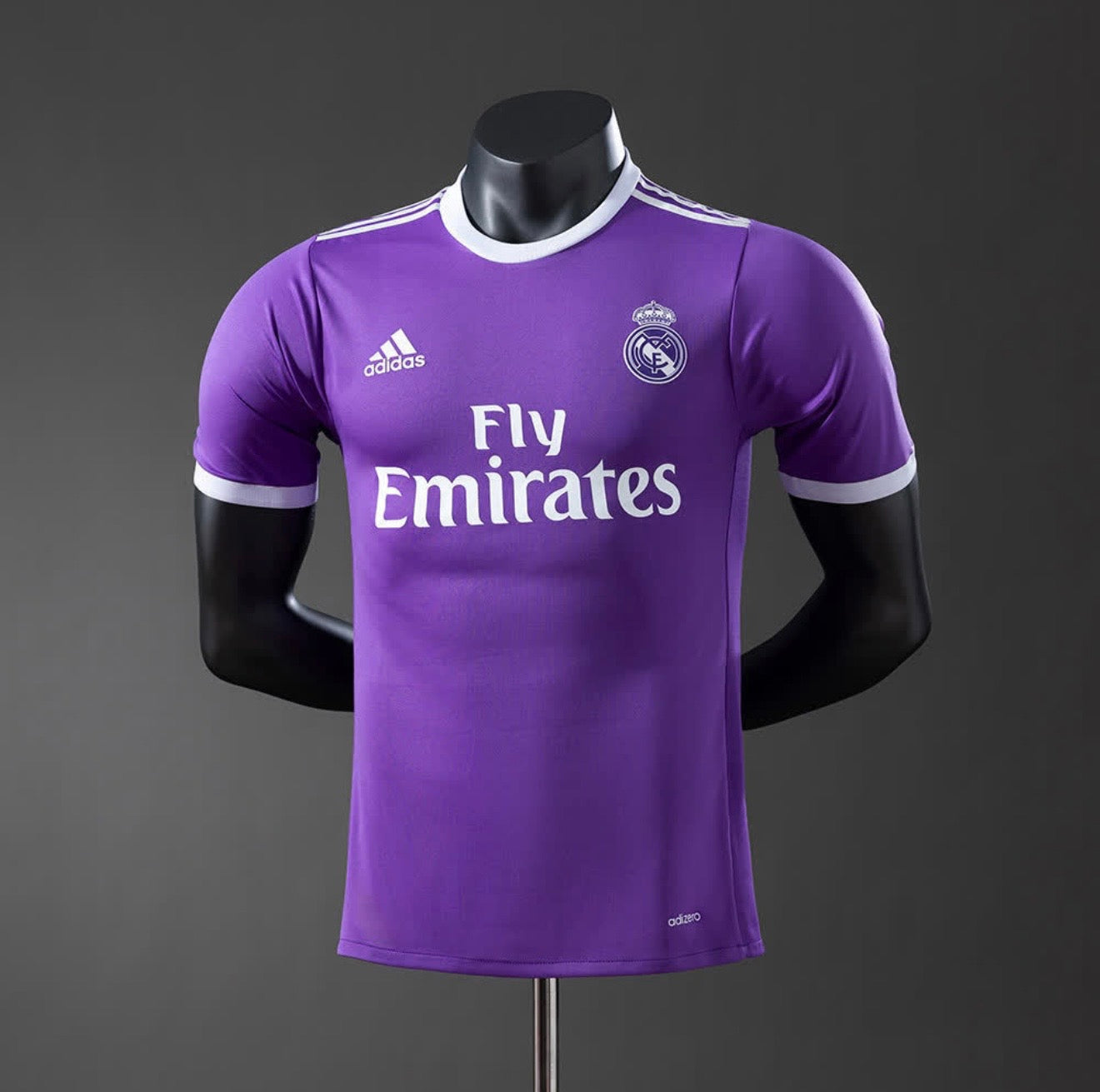 Camisola Retro 2016/2017 - Real Madrid 🇪🇸