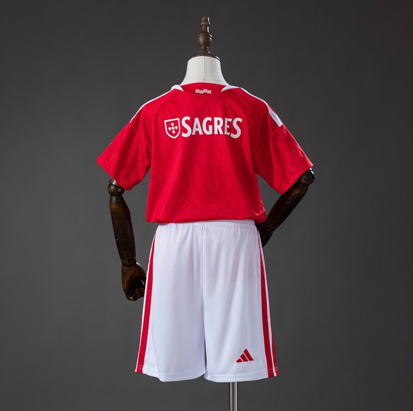 Conjunto de Criança 26/27 - Benfica